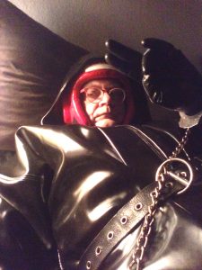 Klamottenknast, Gut verpackt zur Nacht