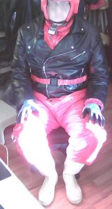 2023-01-08_under-control-of-Max_002_b